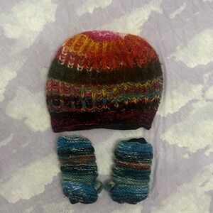 Multicolor Knit Beanie and Mittens Set